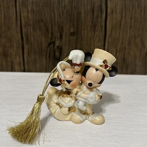 Vintage Y2K Disney Victorian Christmas Mickey Minnie Mouse Mistletoe Ornament - Picture 1 of 8