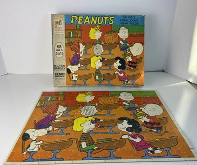 Rompecabezas de colección 1966 Peanuts 100 piezas Charlie Brown Snoopy Lucy COMPLETO 4382-3 Foto 1 de 4