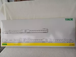 Trix H0 22300 ICE Intercity Express 5 Car Netherlands Class BR 406 DCC 003 SOUND - Picture 1 of 15