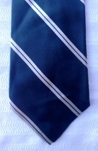 J PRESS Repp Krawatte marineblau und weiß diagonale Streifen - Made in Ireland - Bild 1 von 3