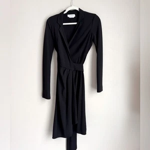 MAXMARA Italian Wrap Dress Black V Neckline US 6 collar neck Classic Jackie O - Picture 1 of 11