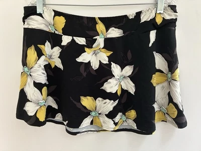 Lands' End Womens Allover Floral Nylon Elastic Waist Pull On Swim Skirt Black 14 - Image 1 of 4