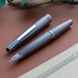 Japanischer Vintage 1970`s Pilot MYU M Stripe Vollstahl F Feder Füllfederhalter - Bild 1 von 7