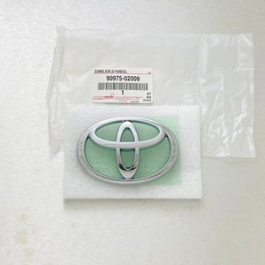 Genuine Emblem Logo Luggage Compartment Door Trunk For Toyota Camry Corolla E120 - Picture 1 of 5