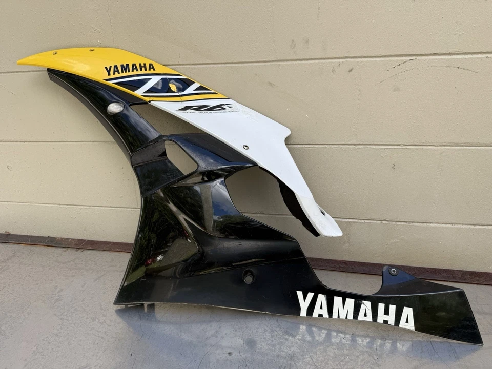 2006 06 YAMAHA YZF R6 R6R LEFT FRONT MID SIDE FAIRING COWL OEM 50th ANN  * MARKS - Image 1 of 4