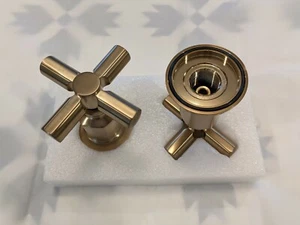 Brizo HX70476-GL Brizo Invari Wall Mount 2 Handle Kit Cross in Luxe Gold - Picture 1 of 8