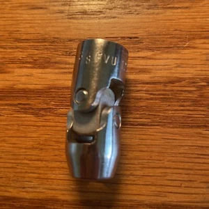 Snap-On#FVU12 - 3/8”, SAE, 3/8"Dr., 12-Pt., Chrome, Swivel Universal Socket-USA - Picture 1 of 6