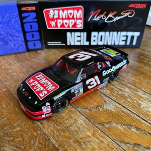 1/24 ACTION 2000 #31 NEIL BONNETT 1992 MOM N POPS Lumina WESTERN STEER NASCAR - Picture 1 of 16