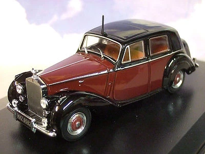 OXFORD 1/43 1949-1955 ROLLS ROYCE SILVER DAWN (STD. STEEL) MAROON/BLACK 43RSD001 - Image 1 of 2