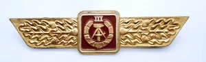 DDR NVA einheitliches Klassifizierungsabzeichen Stufe III  Schraube Typ 2 goldfa - Picture 1 of 2