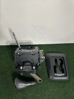 1998-1999 Mercedes ML320 Gear Transmission Shifter Assembly A2022670537 For Part - Image 1 of 4