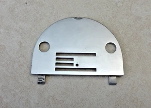 PUNTADA RECTA IZQUIERDA HOMING AGUJA PLACA Necchi Janome Blanco Nuevo Hogar Hermano - Imagen 1 de 1