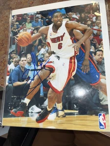 Eddie Jones Signed Photo 8x10 Miami Heat Jersey - Picture 1 of 1
