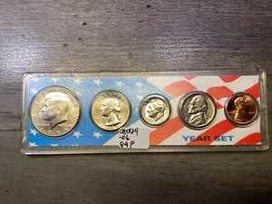 1984 Uncirculated Birth Year Set US Mint with 5 Coins in Whitman Holder 08012406 - Picture 1 of 4