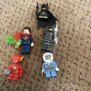 Small Superhero Lego Lot! - Picture 1 of 1