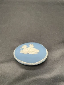 Vintage Wedgwood Jasperware Mallard Egg 1979 Trinket Holder - Picture 1 of 4