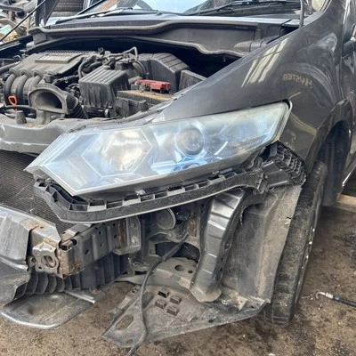 HONDA INSIGHT IMA SE MK2 PETROL/ELECTRIC 2010-2012 PASSENGER SIDE HEAD  LIGHT - Image 1 of 2