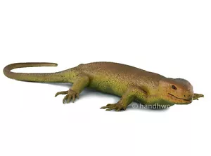 AAA 29244 Solomon Islands Tree Skink Lizard Toy Reptile Model Replica - NIP - Picture 1 of 2