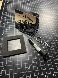 Marines Insignia Shiny Trailer Hitch Cover ABS Plastic Made in USA (NEW) - Picture 1 of 2
