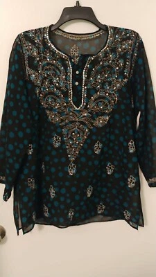 Boho Tunic Top Womens Sz L. Chiffon Embroidery Black and Green ptp 22" no lined Foto 1 de 2