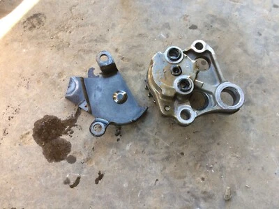 Honda XL250R XL 250 R 1982 OEM bomba de aceite bomba de aceite soporte de engranaje lote 82 83 XR XR250 Foto 1 de 2