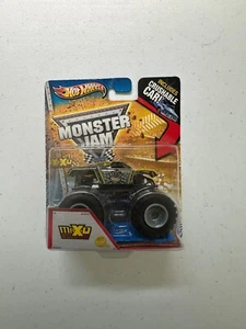 Hot Wheels Monster Jam 2012 Max - D inklusive blauem Crushable Auto - Bild 1 von 1