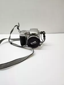 Kodak EasyShare Z710 7.1MP Digital Camera - Silver *TESTED* - Picture 1 of 10