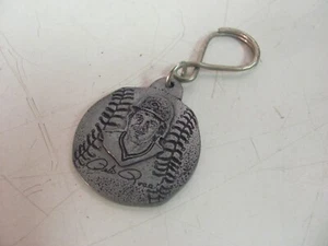 1985 PEWTER PETE ROSE 4192 CINCINNATI REDS KEYCHAIN "THE HIT KING" RARE - Picture 1 of 4