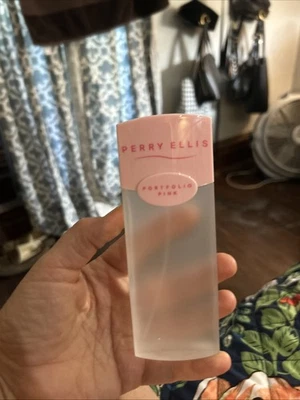 Perry Ellis Portafolio Rosa Perfume Spray 3.4 OZ Raro Foto 1 de 4
