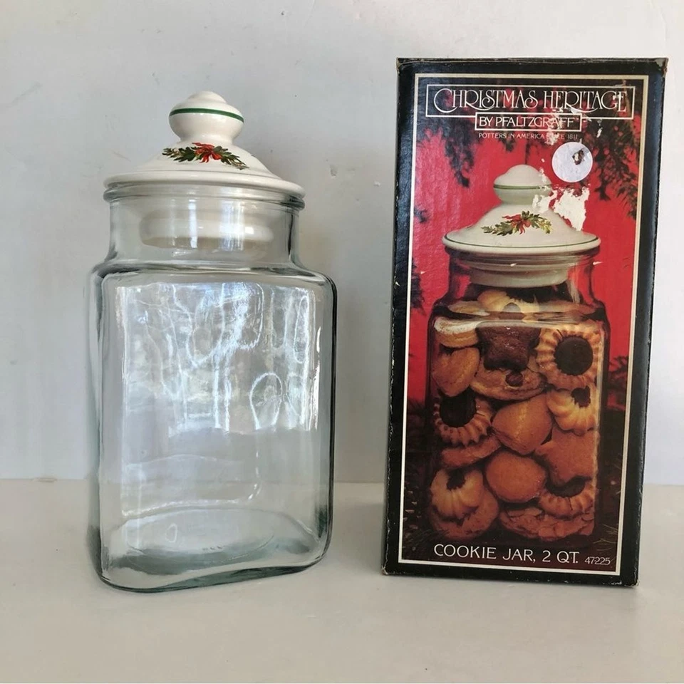 PFALTZGRAFF CHRISTMAS HERITAGE COOKIE JAR 2 QT. DISWASER SAFE CANDY JAR HOLIDAY - Image 1 of 4