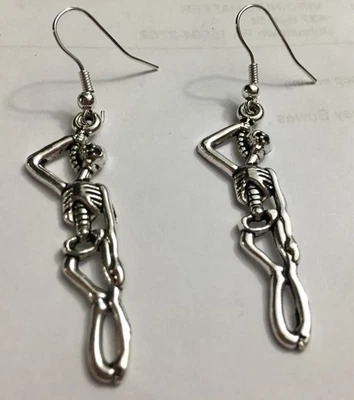 Pendientes Esqueleto Dije Calaveras 3D Steampunk Gótico Halloween Huesos Skelly Plata Foto 1 de 2