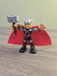 Fisher Price Imaginext Avengers Thor with Cape Action Figure Hasbro 2010 2.75" - Bild 1 von 4