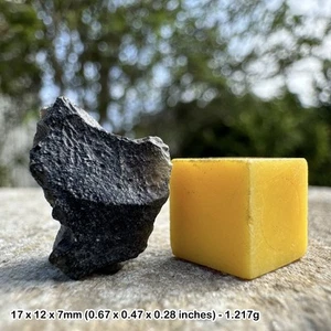Indochinite tektites moldavite libyan meteorite - space moon asteroid rock - Picture 1 of 1