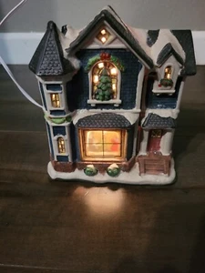 Victoria Falls Porzellan beleuchtetes Haus Sammler Serie - elektrisches Kabel enthalten - Bild 1 von 10