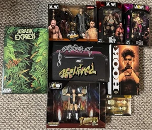 Lote de figuras de acción de lucha libre AEW Target Ringside autógrafo exclusivo nuevo - Imagen 1 de 7