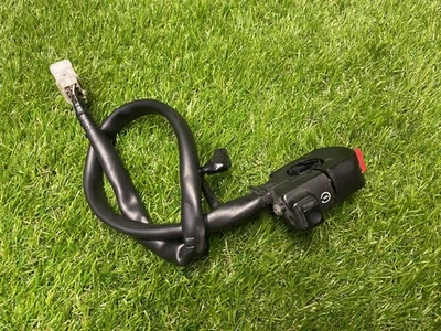 Interruptor lateral derecho HONDA CBR 1000 RR Fireblade SC59 2008 2009 2010 2011  Foto 1 de 4