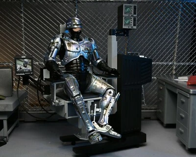 Figurine articulée Ultimate Robocop OCP Damaged Deluxe Neca - Photo 1/4