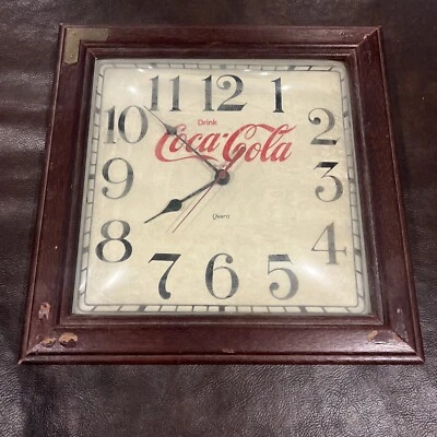 Vintage Coca-Cola Bubble Glass Wooden Quartz Wall Clock 13" x 13" 4-97 - Image 1 of 4