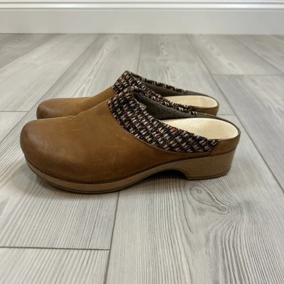 Zapatos Zuecos DANSKO Bev Cuero Nobuck Pulido Marrón Mula EE. UU. 8.5-9 UE 39 Foto 1 de 4