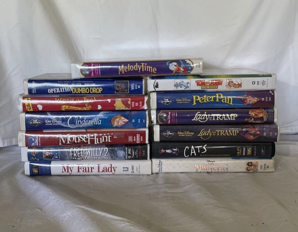 Disney & Family VHS Tape Collection Lucky 13 Lot Good Condition 8 Disney + 5 - Image 1 of 4