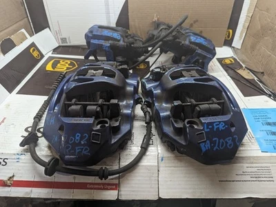 ¡JUEGO DE PINZAS! ! ! Sin frenos de cerámica de carbono para BMW M6 12-19  Foto 1 de 4