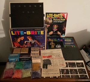 Hasbro Lite-Brite Heringe von 1967, Bilder, Karton, viel mehr leuchtet! - Bild 1 von 17
