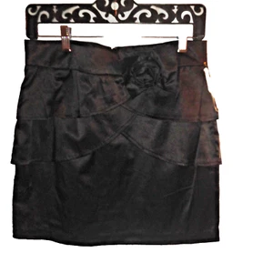 Lagenlook Schwarz Minirock Rose Schleife Baumwolle/Poly/Elasthan LG - Bild 1 von 3