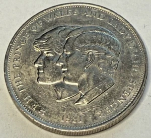 1981 Prince Of Wales & Lady Diana Spencer - Great Commemorative Coin! - Picture 1 of 2
