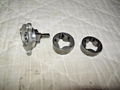 BMW F650CS OIL PUMP GEAR COVER 03 BMW F 650 CS 210640 OIL PUMP 2003-05 - Image 1 of 4