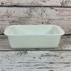 PYREX Vintage Loaf Pan White Milk Glass Oven Safe Baking Dish 1.5 Quart USA - Picture 1 of 7