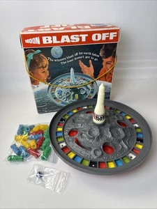 Gioco Vintage Moon Blast Off Con Coperchio 1970 Schaper Mfg Funzionante! Tavola Spaziale Rara - Foto 1 di 9