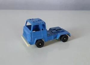 Tootsietoy Cab - Picture 1 of 3