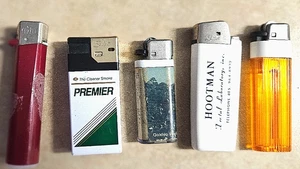 Lot of Five Vintage Lighters Display Parts Repair lit past smokes - Picture 1 of 4