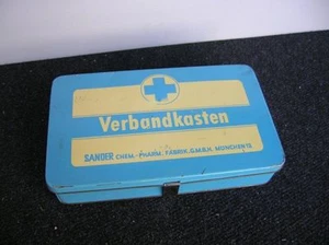 FIRST AID SET BOX VINTAGE CAR RED ERSTE HILFE CLASSIC OLDTIMER ACESSORY - Picture 1 of 5